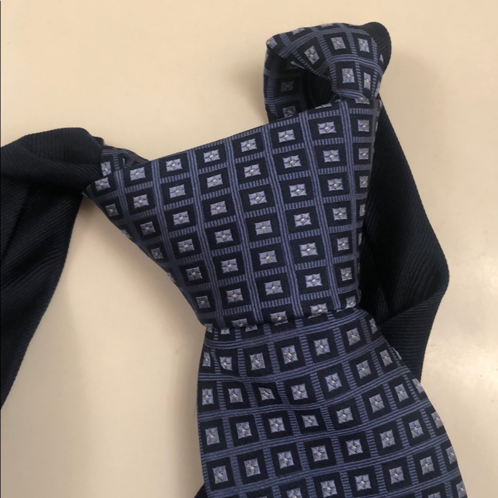 Tie